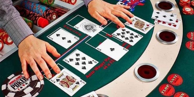 Luật chơi Poker có nhiều biến thể